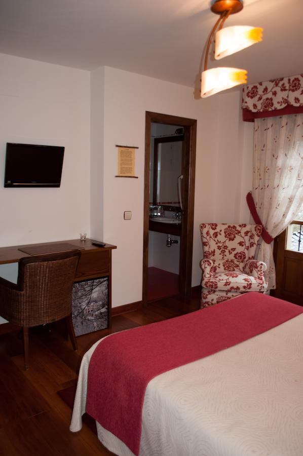 El Mirador De Fuentes Del Narcea Hotel Monco Phòng bức ảnh