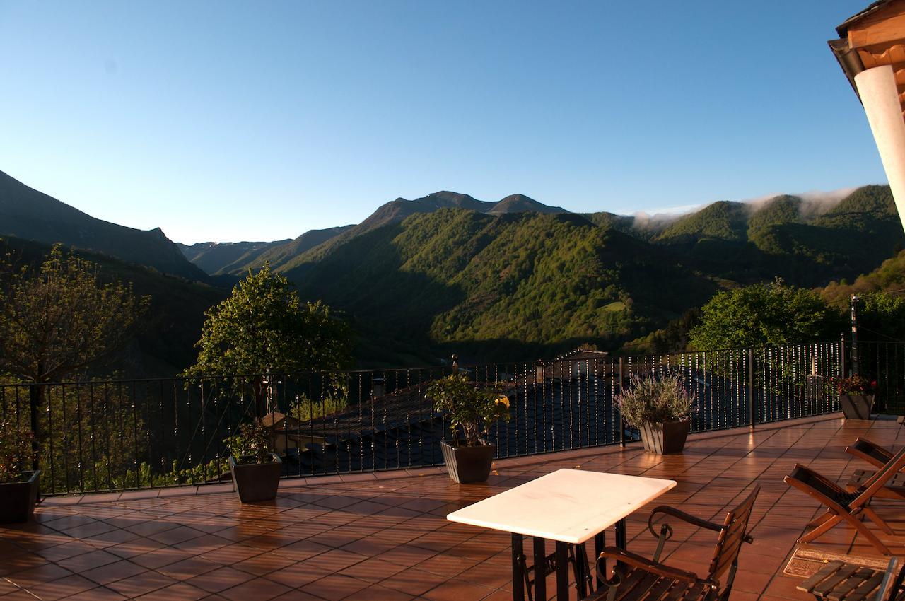 El Mirador De Fuentes Del Narcea Hotel Monco Ngoại thất bức ảnh
